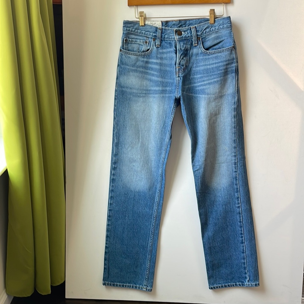 Hollister Men’s Light Wash Classic Straight Denim Jeans | W28L30